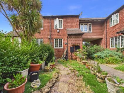 Ennerdale Close, Feltham, Middlesex, TW14