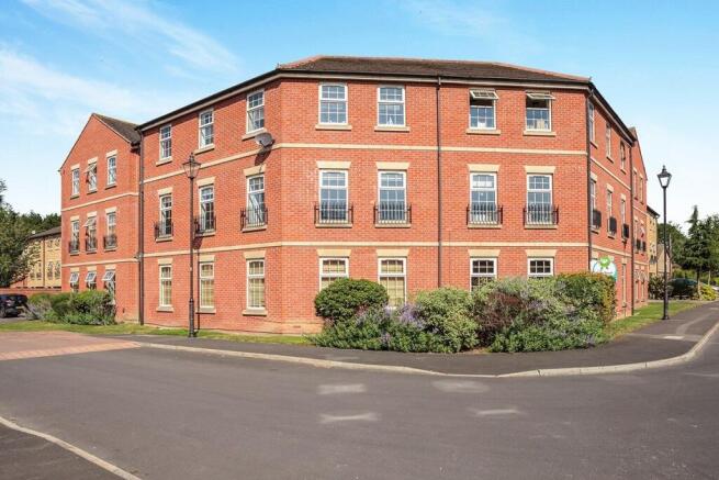 2 bed Apartment to rent Image 7