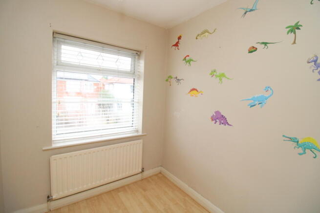 3 bed Semi-Detached to rent Image 11