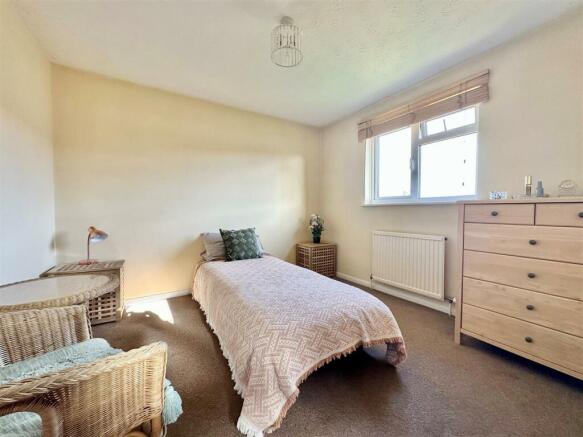 Bedroom2.jpg