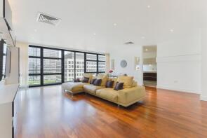 Flat 147, 2 Discovery Dock Apartments West, South Quay Square, London E14 9LT
