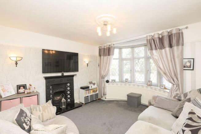 4 bed Detached for sale Image 8