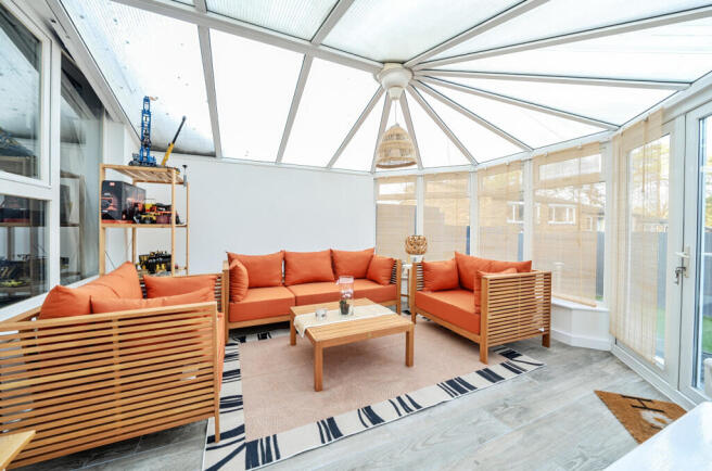 1393003-1-69456f0...