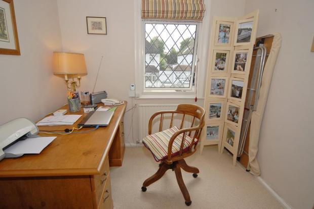 Bedroom/Study