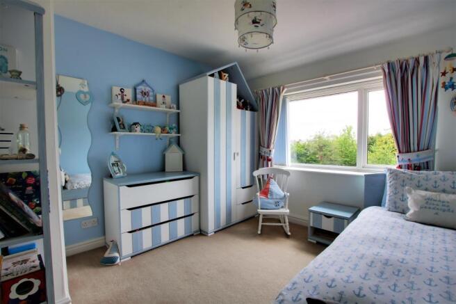 Bedroom 2 (Double)