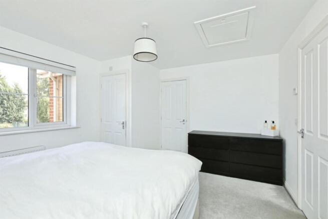 3 bed Detached for sale Image 10