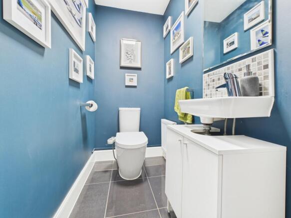 Cloakroom/WC