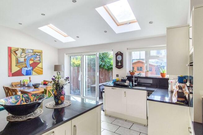 2 Summerhill Grove, Enfield, EN1 2HY