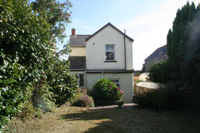 Photo 6