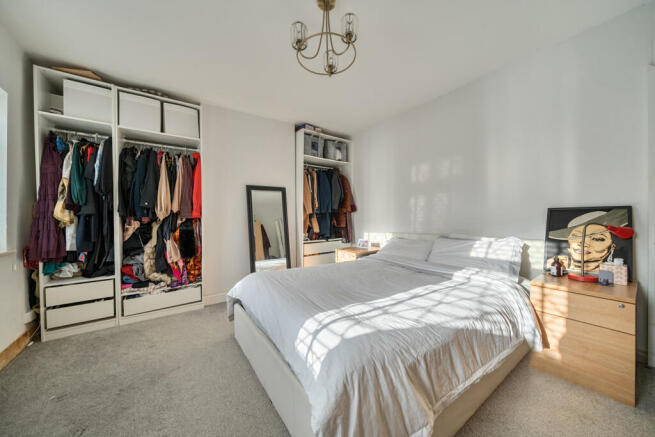 1415959-2-699f1e7...