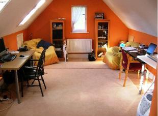 Bedroom 5/office