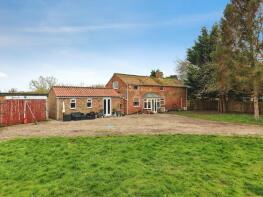 The Old Barn, Low Lane, Skegness PE24 4SQ