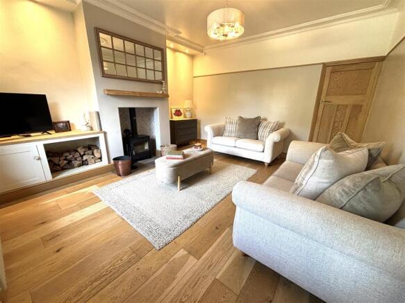 3 bed Terraced for sale Image 9