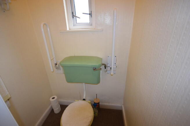 SEPARATE WC