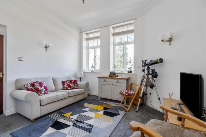 7 Catherines Close_3.jpg
