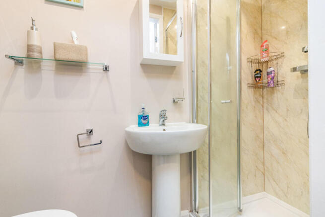 D/S Shower Room