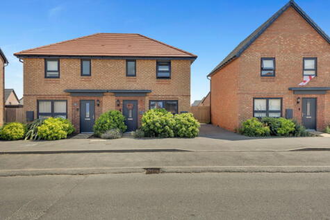 Mendel Row, Leighton Buzzard