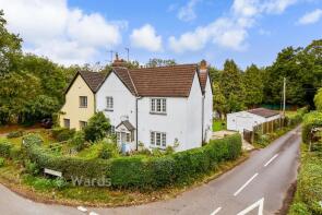 3, Bysing Wood Cottages, Bysing Wood Road, Luddenham ME13 0TD