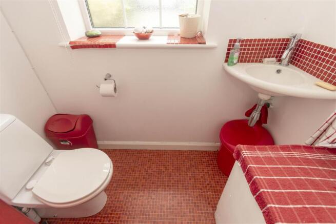 DOWNSTAIRS W.C.