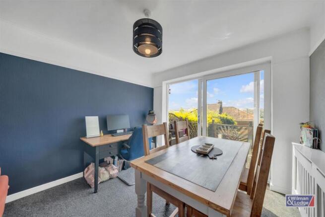 4 bed Semi-Detached for sale Image 4