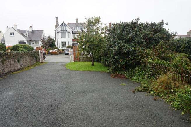 Gated Driveway