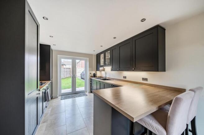 1410359-19-698ca5...