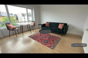 Flat A, 260, Camden Road, London NW1 9AB