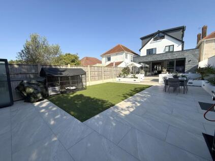 Nansen Avenue, Oakdale, POOLE, BH15