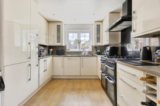 Cygnet Close, Attleborough, NR17 photo 4