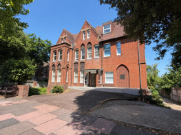 Flat 7, 42 Kesselville Court, St Johns Road, Eastbourne BN20 7NB
