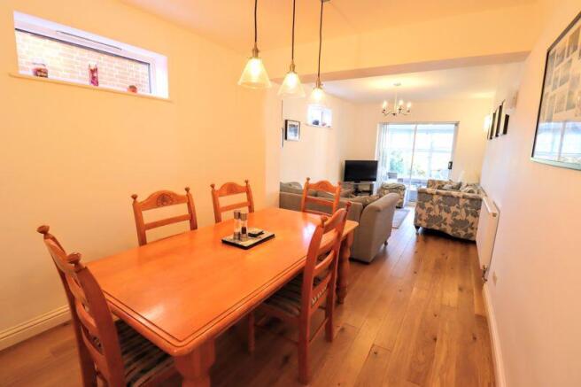 Lounge/Diner