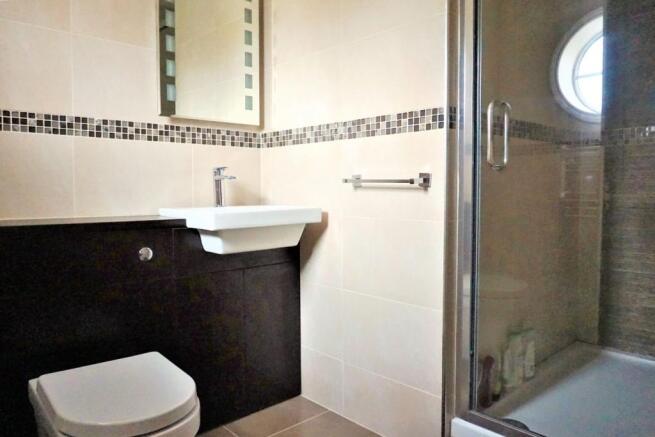 Master En-suite