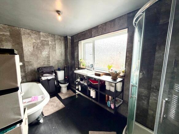 2 bed Terraced for sale Image 6