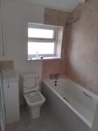 41 Valley Road, Walsall, Walsall, WS3 3EU photo 5