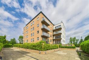 9, Dorchester Mansions, Old Bracknell Lane West, Bracknell RG12 7NW