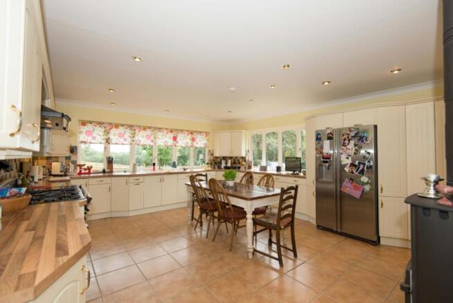Kitchen/Breakfast Ro