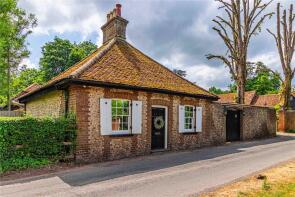 The Grange Cottage, Featherbed Lane, Felden, Hemel Hempstead HP3 0BT
