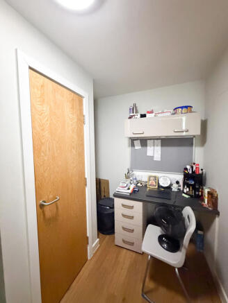 2 bed Apartment for sale Image 6