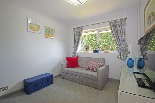 48 Santridge Lane, bed 3a.jpg