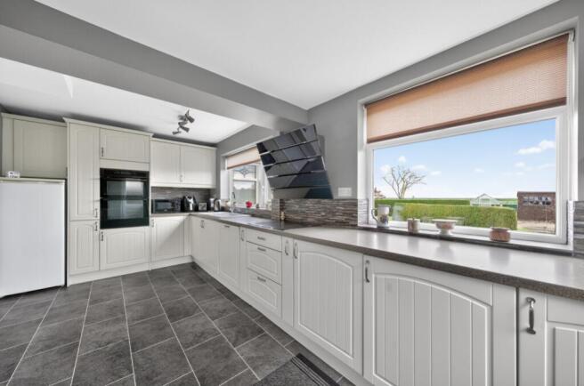 1437064-17-69c6a1a9af8f1