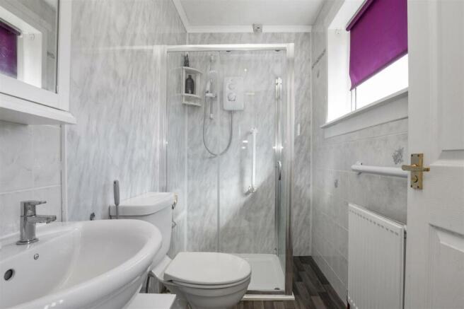 70 Glenavon Drive 15.jpg