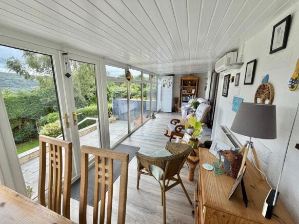 3 bed Semi-Detached Bungalow for sale Image 5