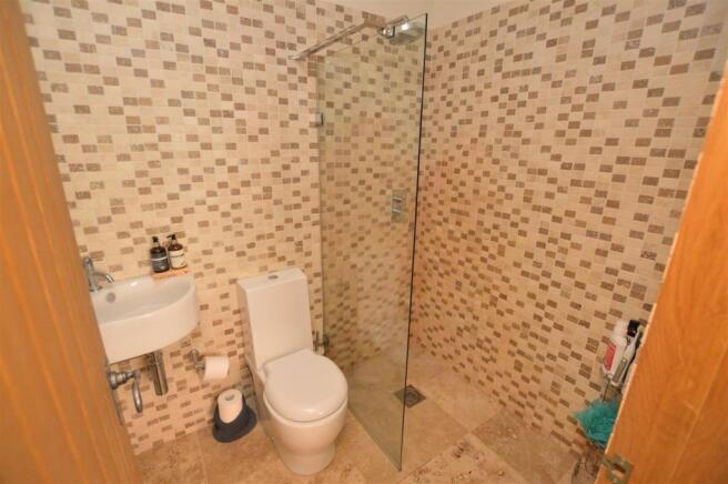 En-suite/Wet Room
