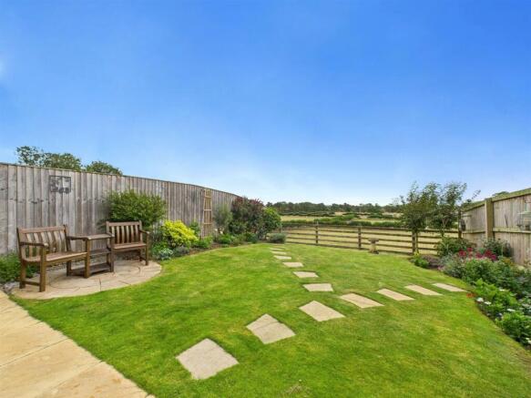 Garden View to Rear