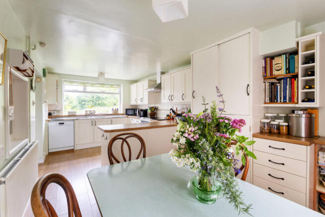 24 Kitchen Breakfast