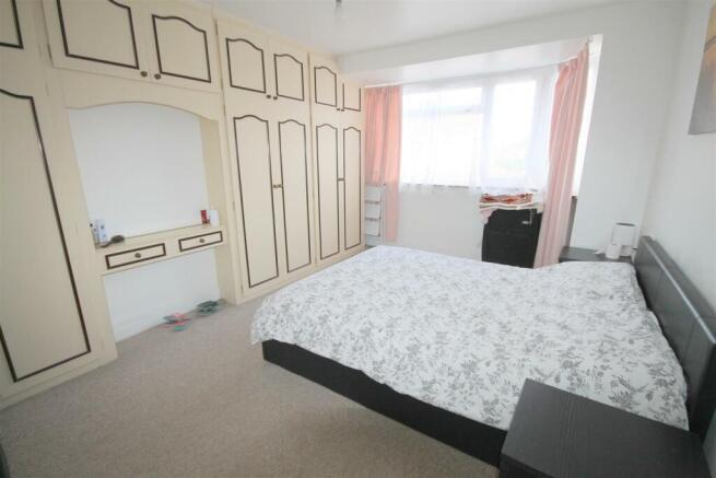 Bedroom 1.JPG