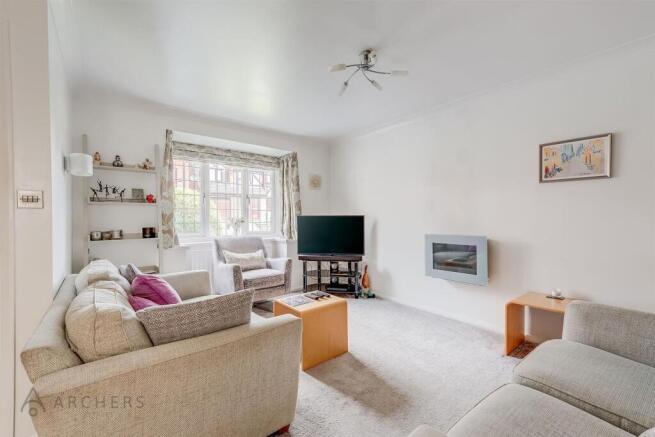 4 bed Detached for sale Image 9