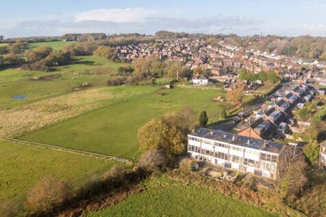 Wakefield Crescent, Standish, WN6 0AU