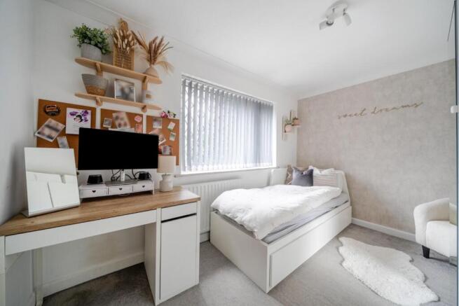 2 bed Semi-Detached for sale Image 10
