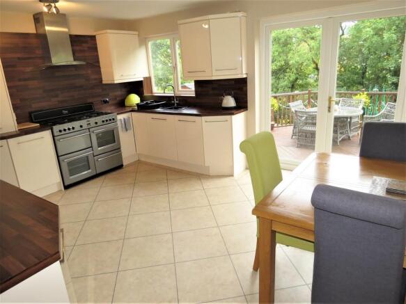 Kitchen dining ro...